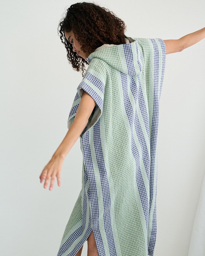 Mungo_Changing_Towels_Palm_225