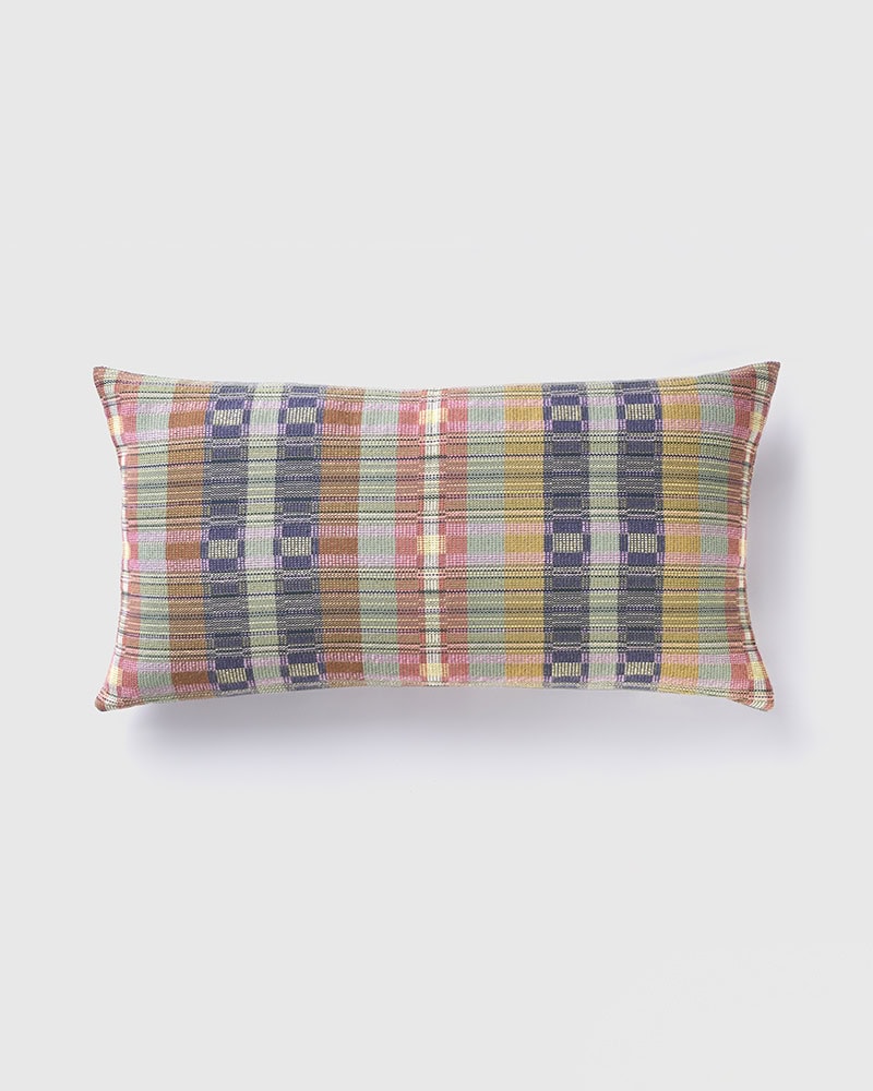 Mungo_Miro_Cushion_Lily_MUNGO0279
