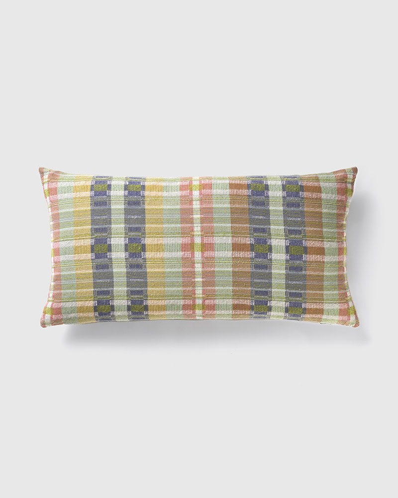 Mungo_Miro_Cushion_Thistle_MUNGO0281