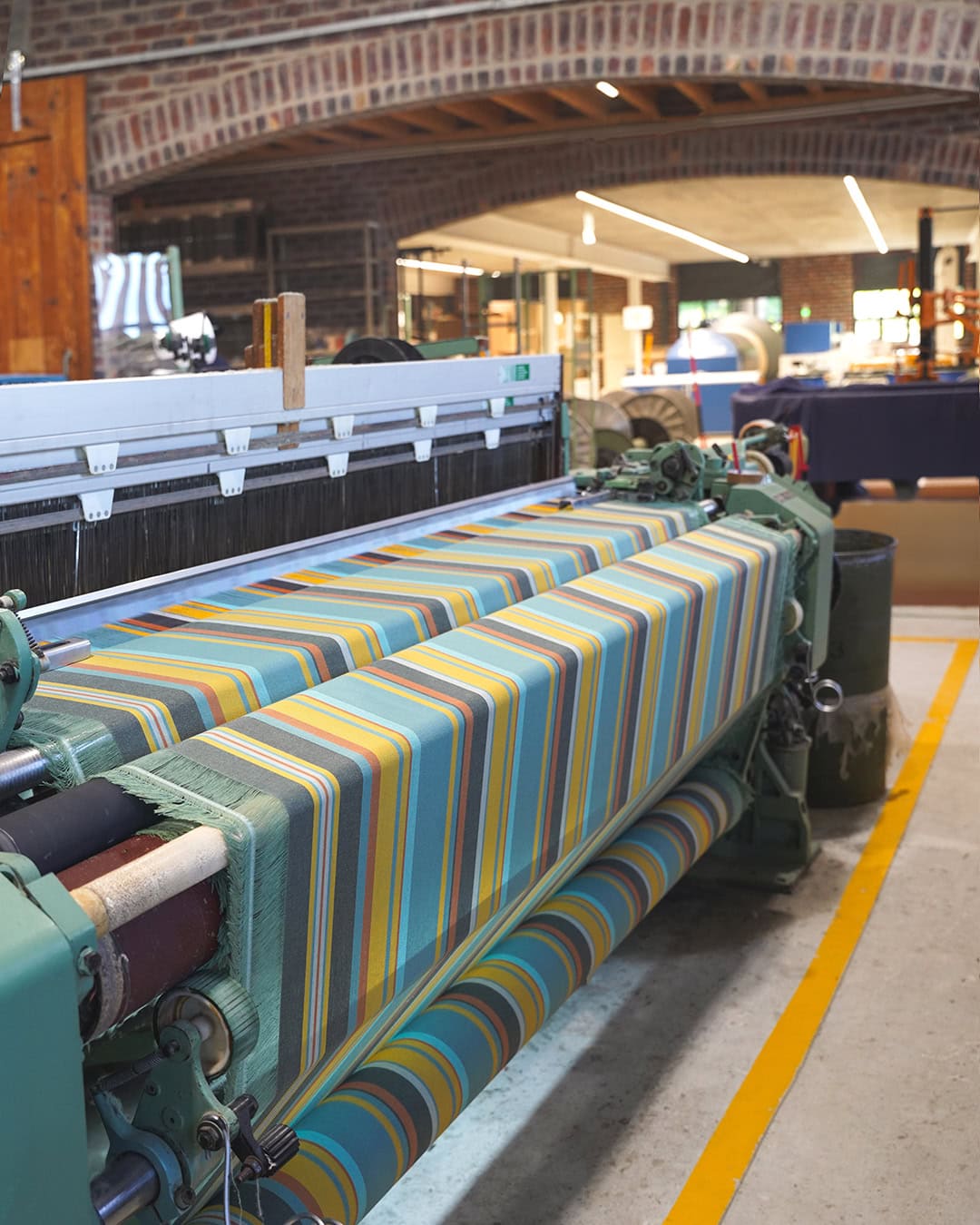 Mungo Otter Trail run kikoi on the loom Mungo Otter Trail run kikoi on the loom